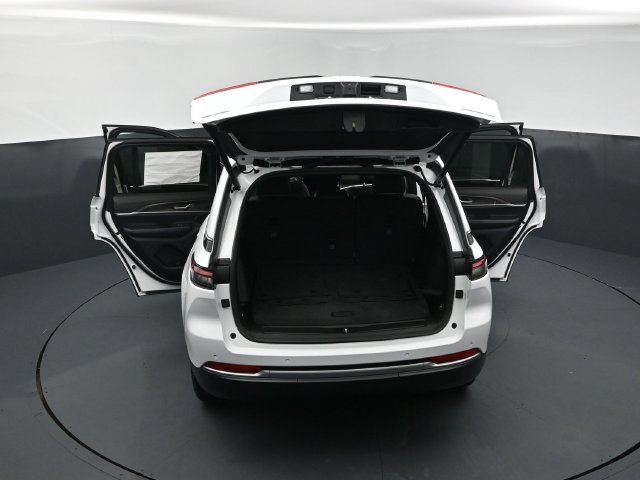 New 2026 Jeep Grand Cherokee Limited AWD/4WD image 29
