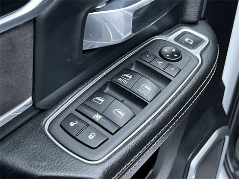 Used 2019 RAM 2500 Laramie image 25