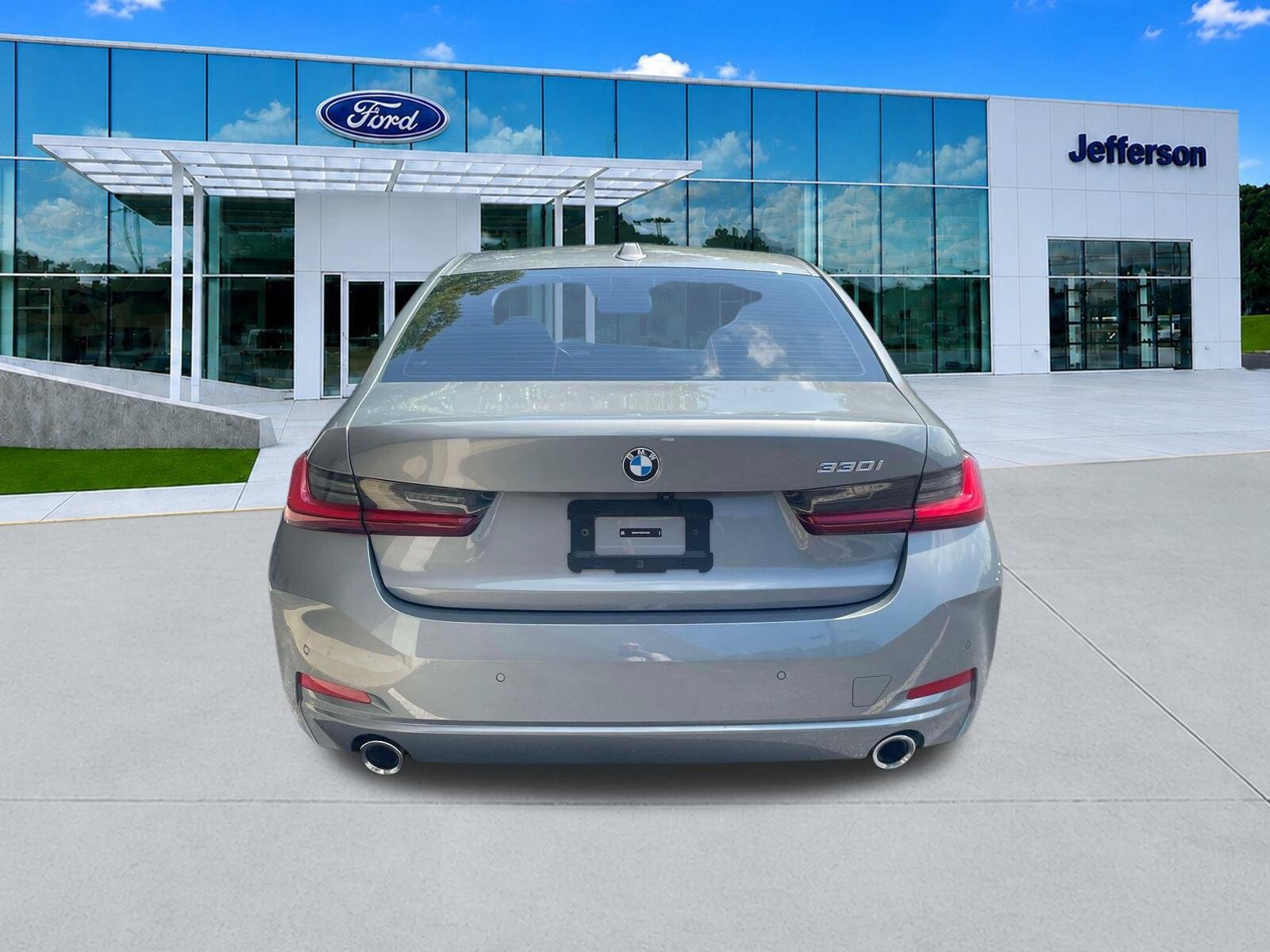 Used 2023 BMW 330i Sedan RWD image 6