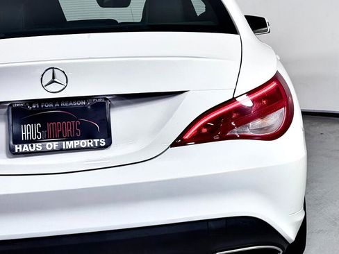 Used 2017 Mercedes-Benz CLA 250 image 14