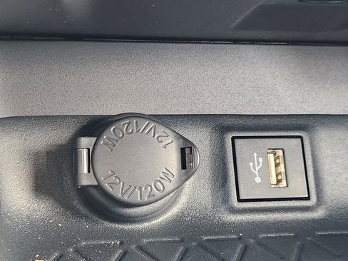 Used 2025 Toyota RAV4 LE image 15