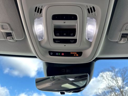 New 2026 Buick Envision Avenir AWD/4WD image 23