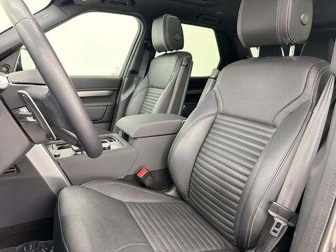 Used 2023 Land Rover Discovery S R-Dynamic AWD/4WD image 5