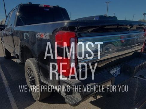 Certified 2024 Ford F250 Platinum image 3
