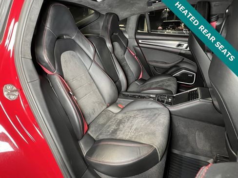 Used 2023 Porsche Panamera GTS image 16