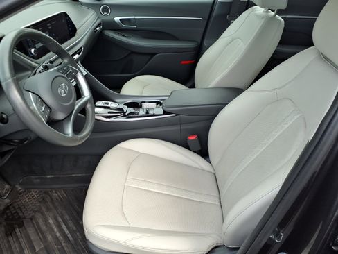 Used 2021 Hyundai Sonata Limited image 7