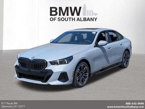 New 2027 BMW 530i xDrive AWD/4WD image 1