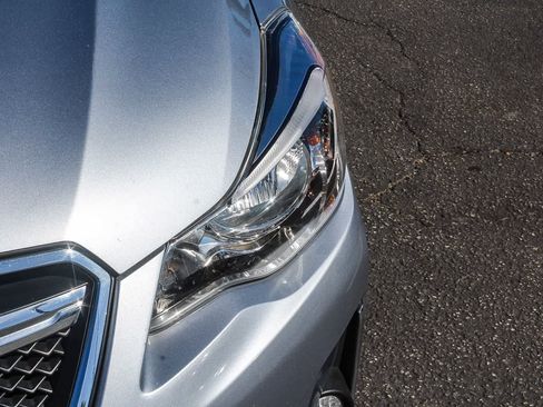 Used 2017 Subaru Crosstrek 2.0i Premium image 16