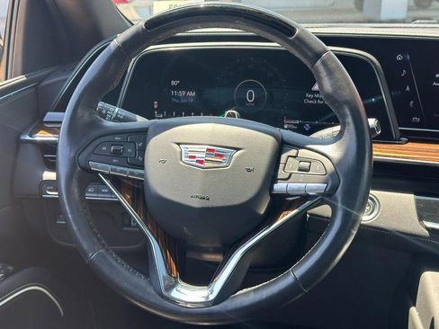 Used 2023 Cadillac Escalade Premium Luxury image 14