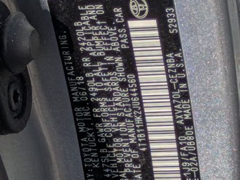 Used 2018 Toyota Camry LE FWD image 16
