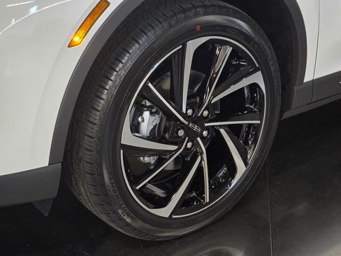 New 2026 Lincoln Corsair Reserve image 9