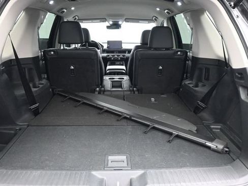 Used 2025 Honda Pilot EX-L image 14