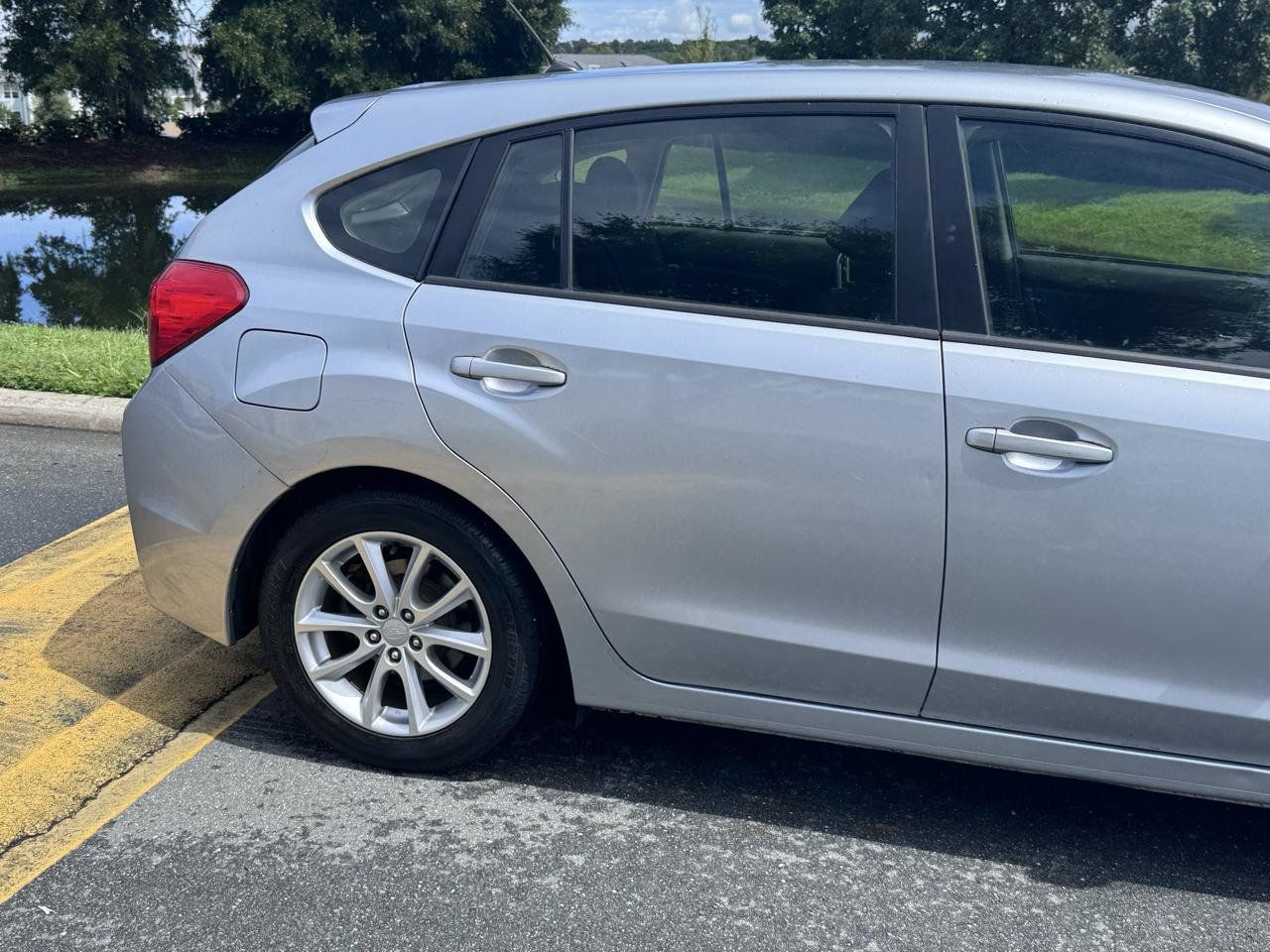 Used 2013 Subaru Impreza 2.0i Premium w/ All-Weather Pkg AWD/4WD image 21
