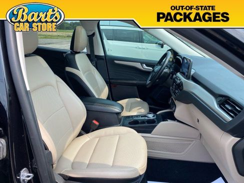 Used 2022 Ford Escape SEL FWD image 16