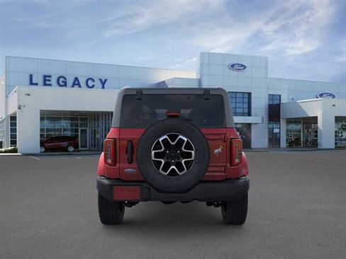 New 2026 Ford Bronco Outer Banks image 5