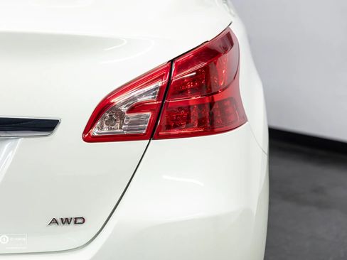 Used 2011 Nissan Murano CrossCabriolet Sport Utility 2 image 39