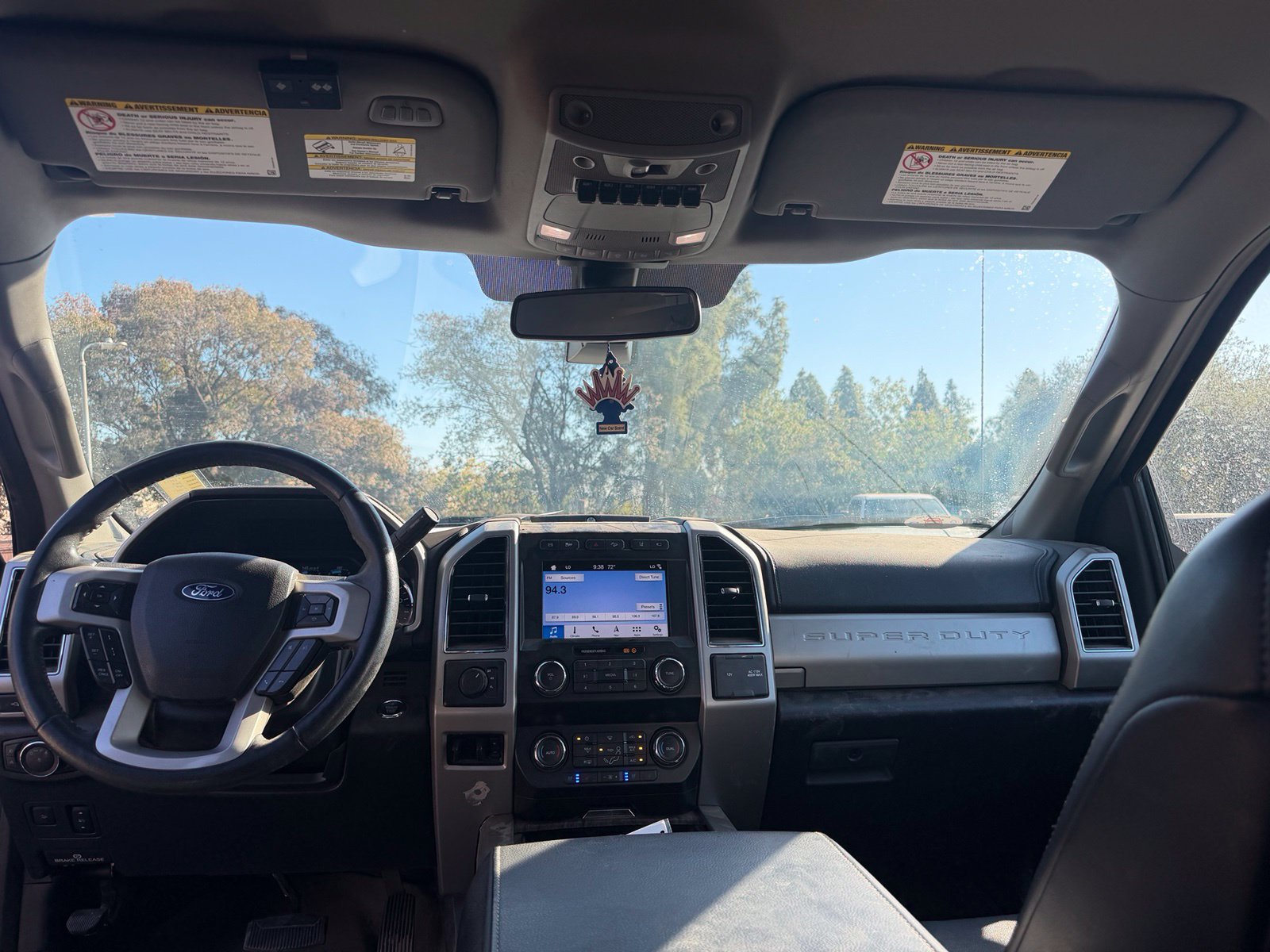 Used 2019 Ford F350 Lariat w/ Lariat Ultimate Package AWD/4WD image 11