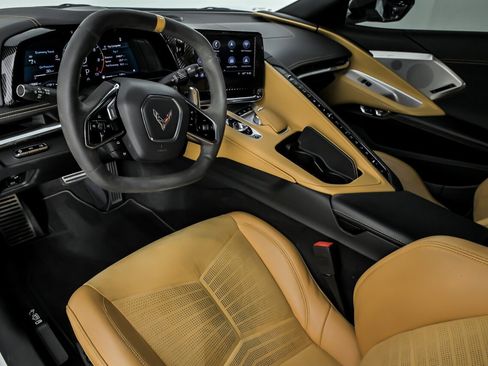 Used 2020 Chevrolet Corvette Stingray Preferred Cpe w/ 2LT Preferred Equipment Group image 23