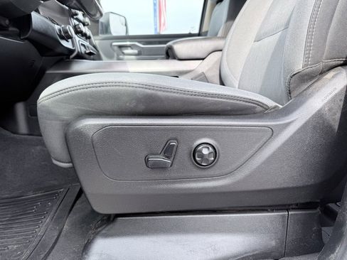 Used 2019 RAM 1500 Big Horn image 11