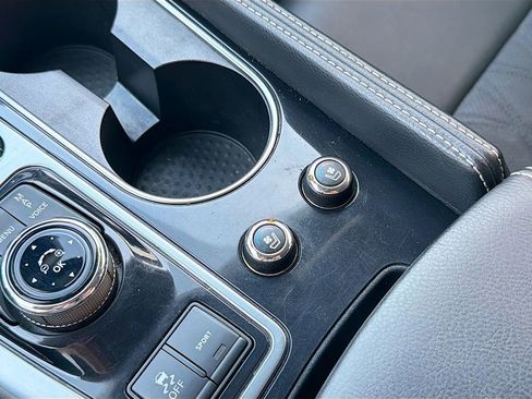 Used 2023 Nissan Maxima Platinum w/ Sport Mat Group FWD image 21