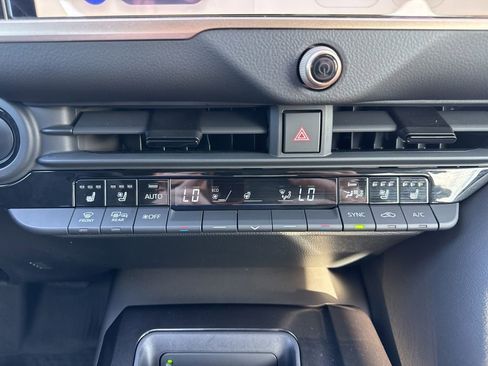 Used 2026 Toyota Crown Nightshade image 21