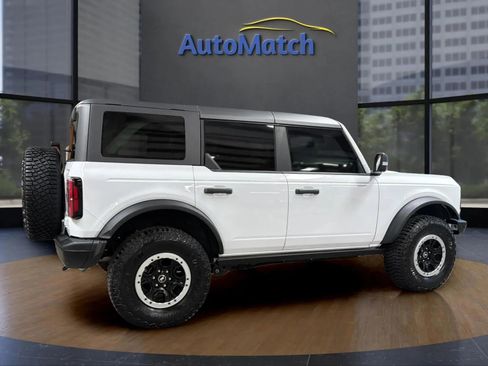 Used 2024 Ford Bronco Badlands image 12