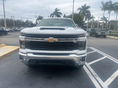 Used 2025 Chevrolet Silverado 2500 LT w/ Convenience Package image 1