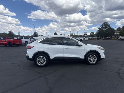 Used 2021 Ford Escape SE w/ Convenience Package AWD/4WD image 8