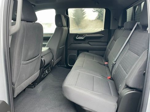 Used 2022 Chevrolet Silverado 1500 LT w/ Safety Package image 16