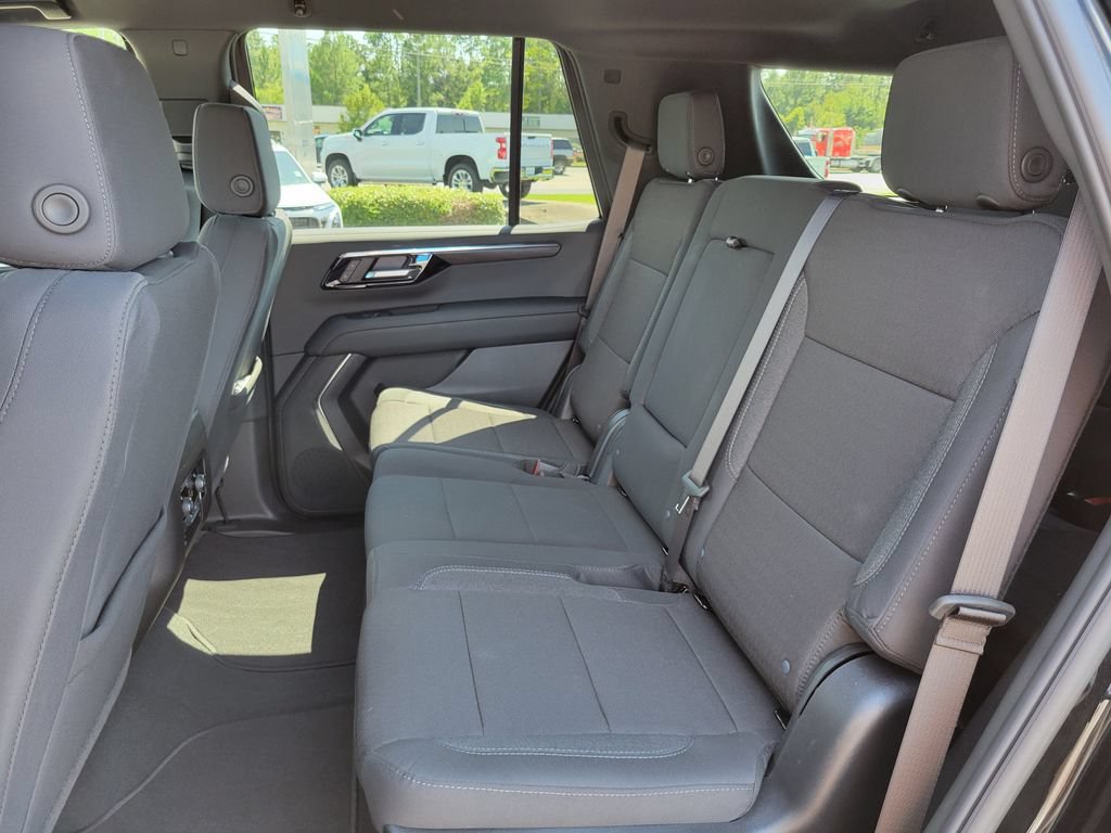 Used 2026 Chevrolet Tahoe LS w/ LPO, Dark Essentials Package RWD image 15