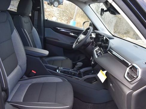 Used 2023 Jeep Compass Limited image 26