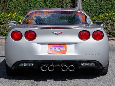 Used 2006 Chevrolet Corvette Coupe w/ Preferred Equipment Group image 7