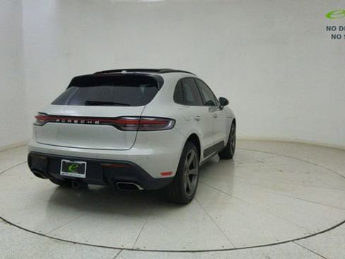 Used 2024 Porsche Macan AWD/4WD image 68