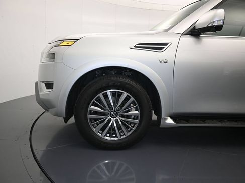 Used 2021 Nissan Armada SL w/ Captain's Chairs Package AWD/4WD image 9
