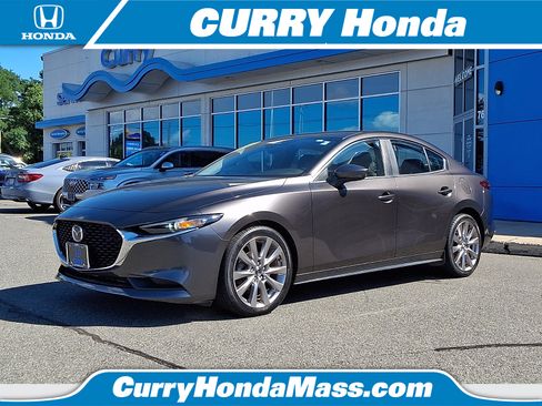 Used 2021 MAZDA MAZDA3 s FWD image 1