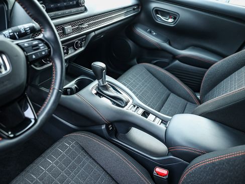 Used 2025 Honda HR-V Sport image 25