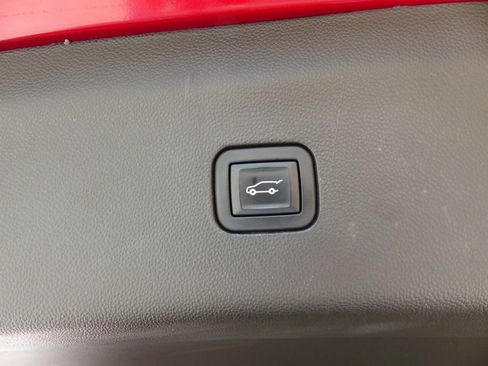 Used 2021 Buick Enclave Essence w/ Sound and Sites Package image 44