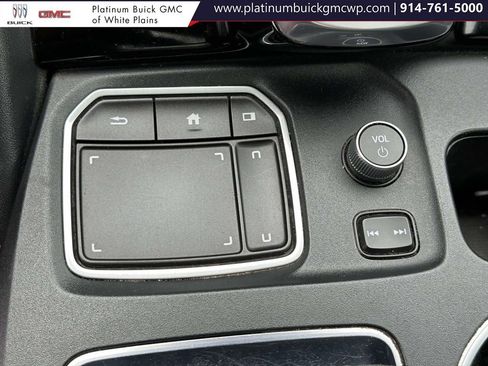 Used 2022 Acura MDX A-Spec image 32