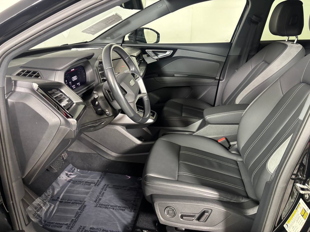 Used 2023 Audi Q4 e-tron Premium Plus AWD/4WD image 9