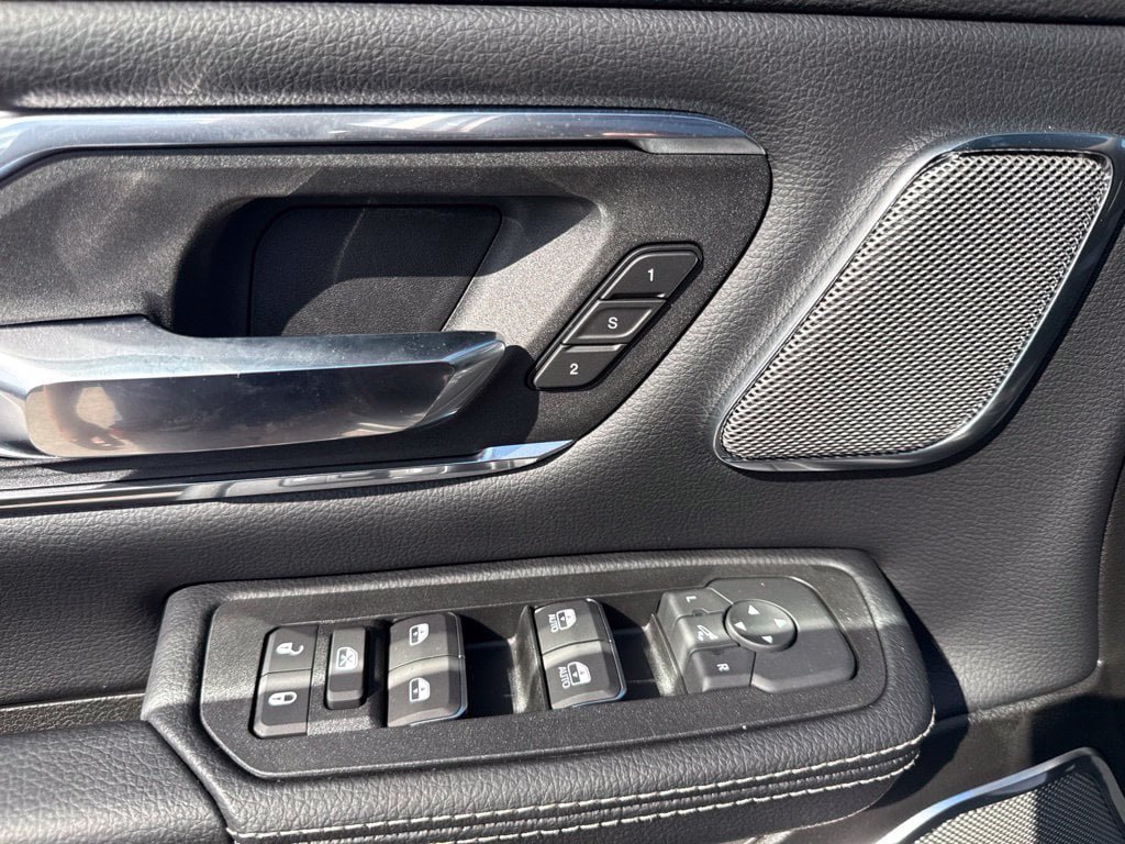 New 2027 RAM 1500 Laramie w/ Night Edition AWD/4WD image 19