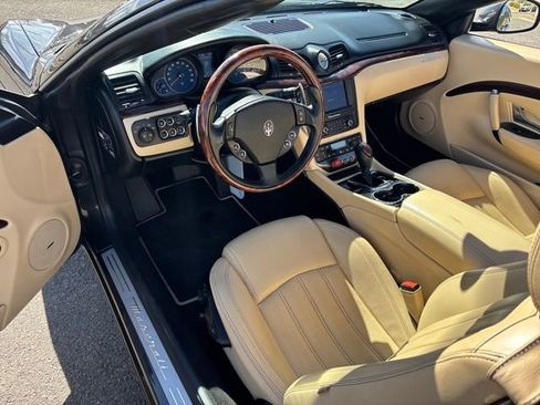 Used 2013 Maserati GranTurismo Sport image 14