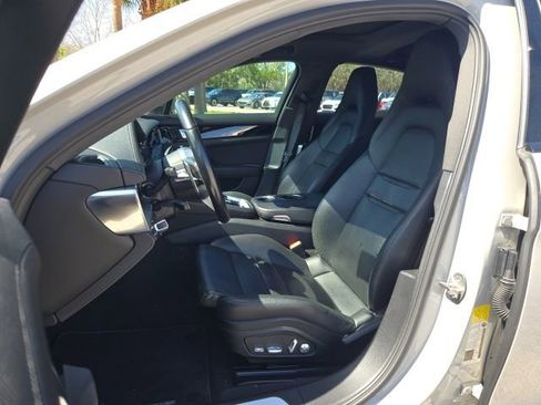 Used 2020 Porsche Panamera 4S image 12