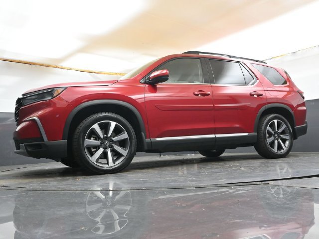 Used 2023 Honda Pilot Elite image 30