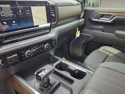 Used 2024 Chevrolet Silverado 1500 High Country w/ Midnight Edition image 20