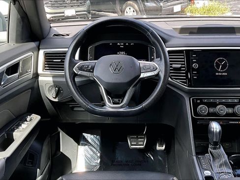 Used 2022 Volkswagen Atlas Cross Sport SEL Premium R-Line w/ Cross Sport MDO Package image 6