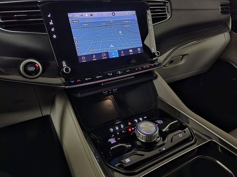 Used 2022 Jeep Wagoneer Series III image 47