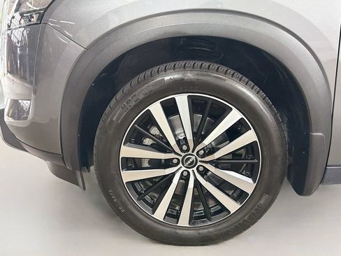 Used 2024 Nissan Pathfinder Platinum AWD/4WD image 35
