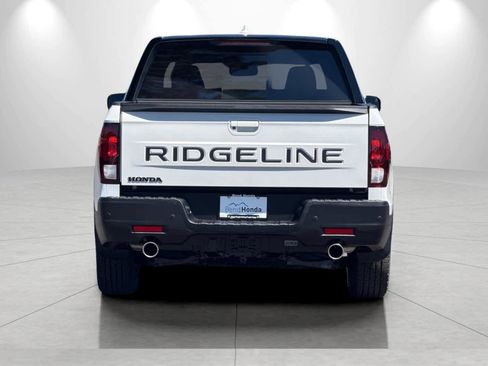 New 2026 Honda Ridgeline Black Edition image 7