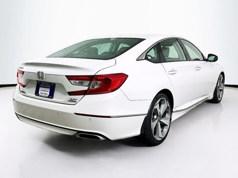 Used 2019 Honda Accord Touring image 7
