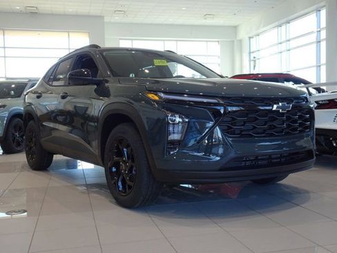 New 2026 Chevrolet Trax LT w/ Driver Confidence Package image 11